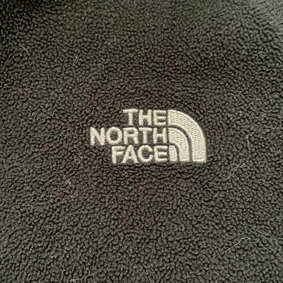 Boys North Face Black Fleece Pullover Hoodie XL - Picture 2 of 5